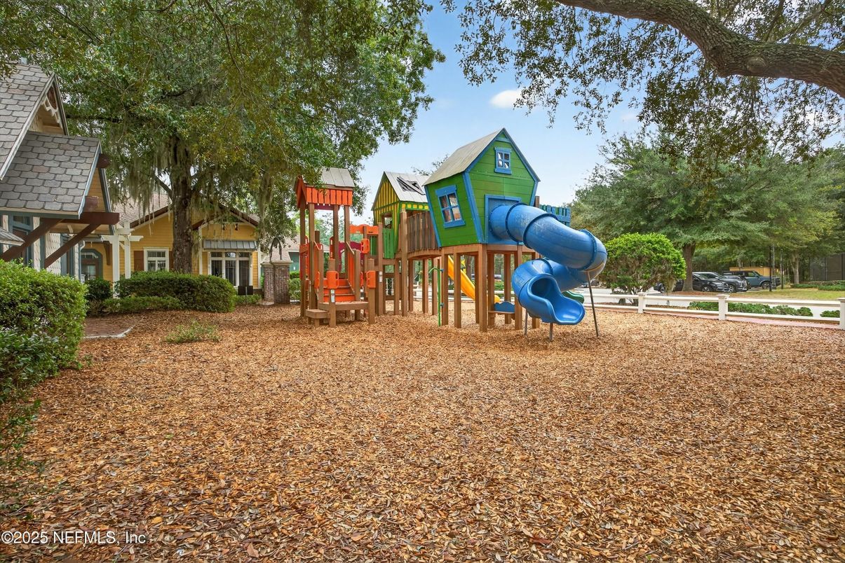 Backyard, Exterior, Playground