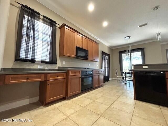 Dining room, Interior, Kitchen, Pendant Lights, Recessed Lighting