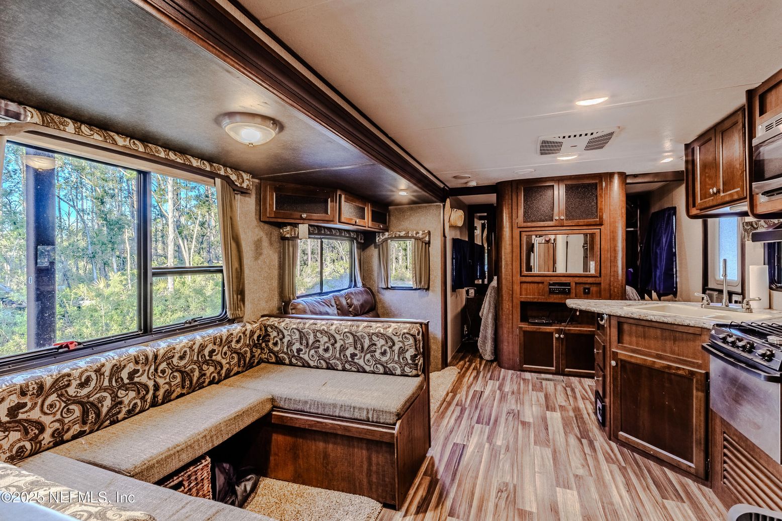 Interior, Kitchen, Living room, Recessed Lighting, Wood Texture Flooring