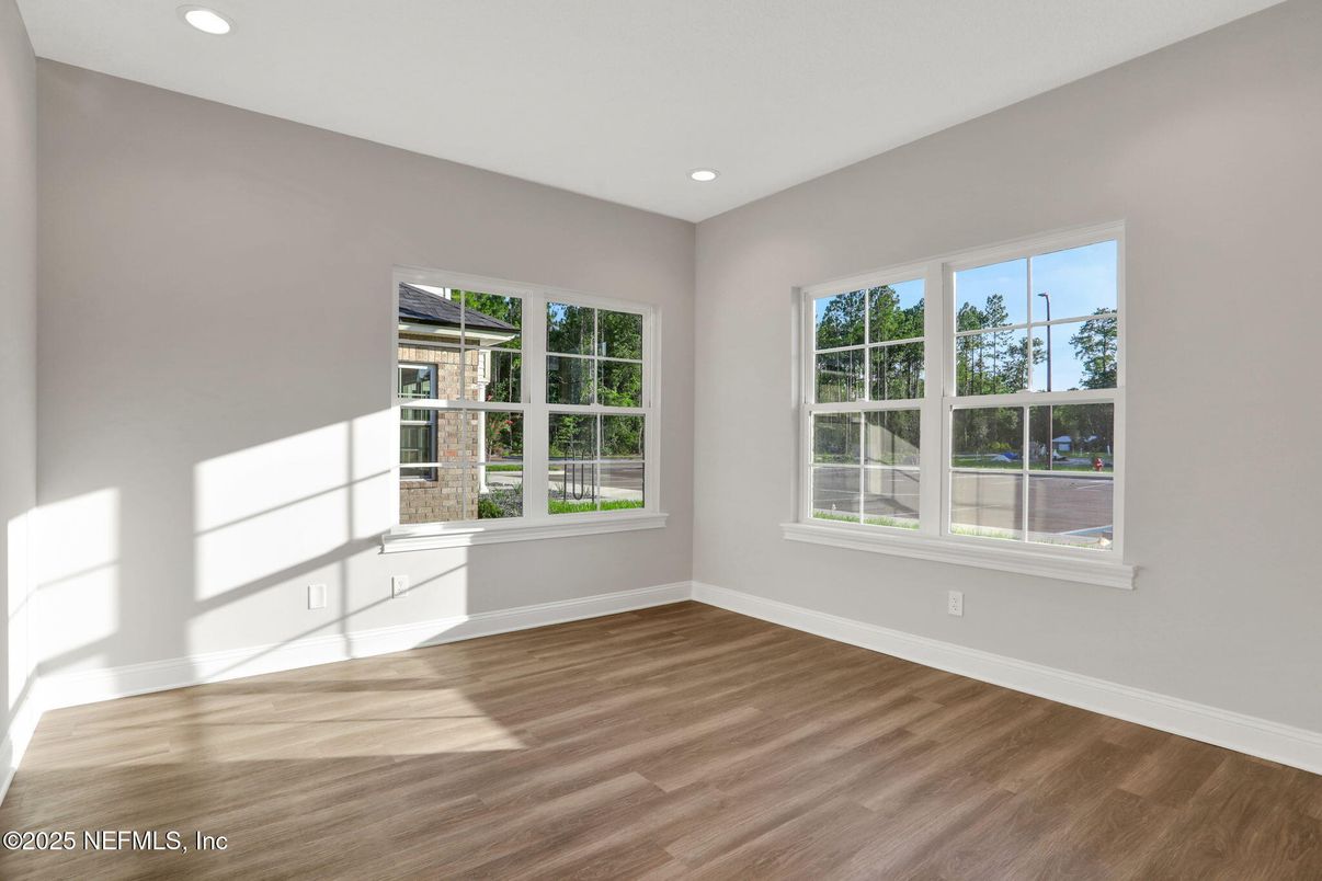 Empty room, Interior, Recessed Lighting, Wood Texture Flooring