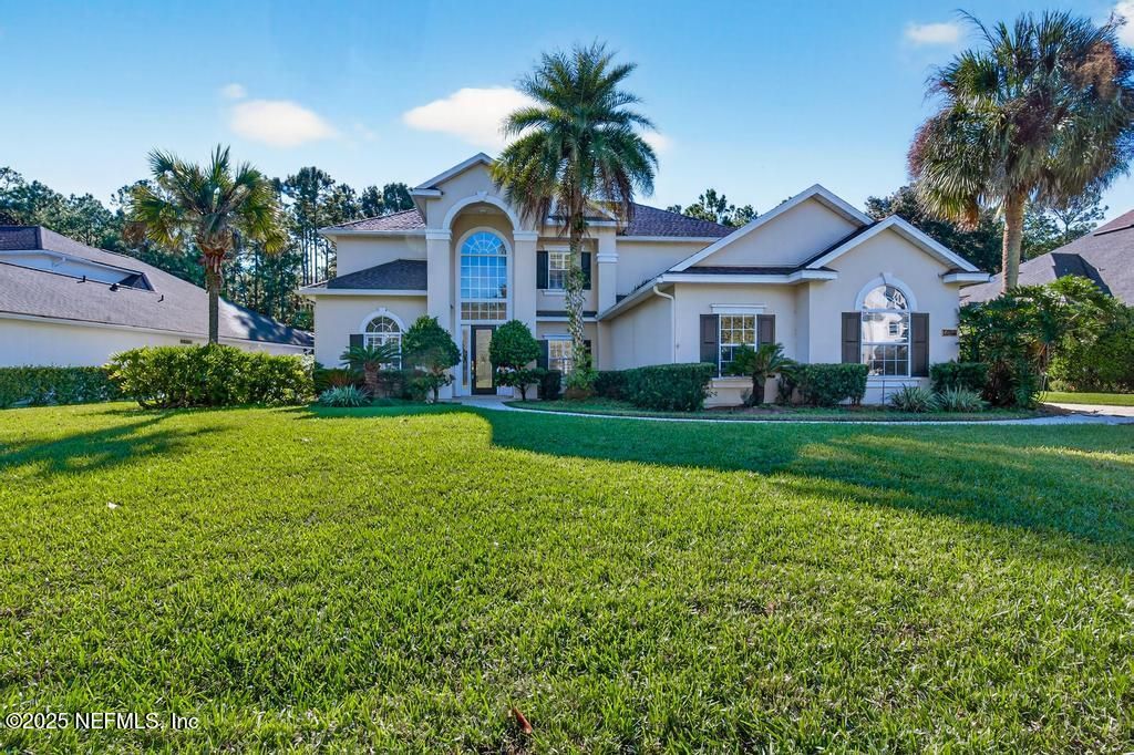 Backyard, Exterior, Facade, French Provincial