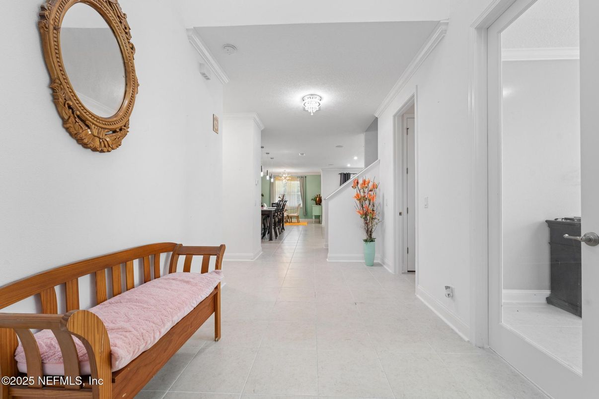 Dining room, Interior