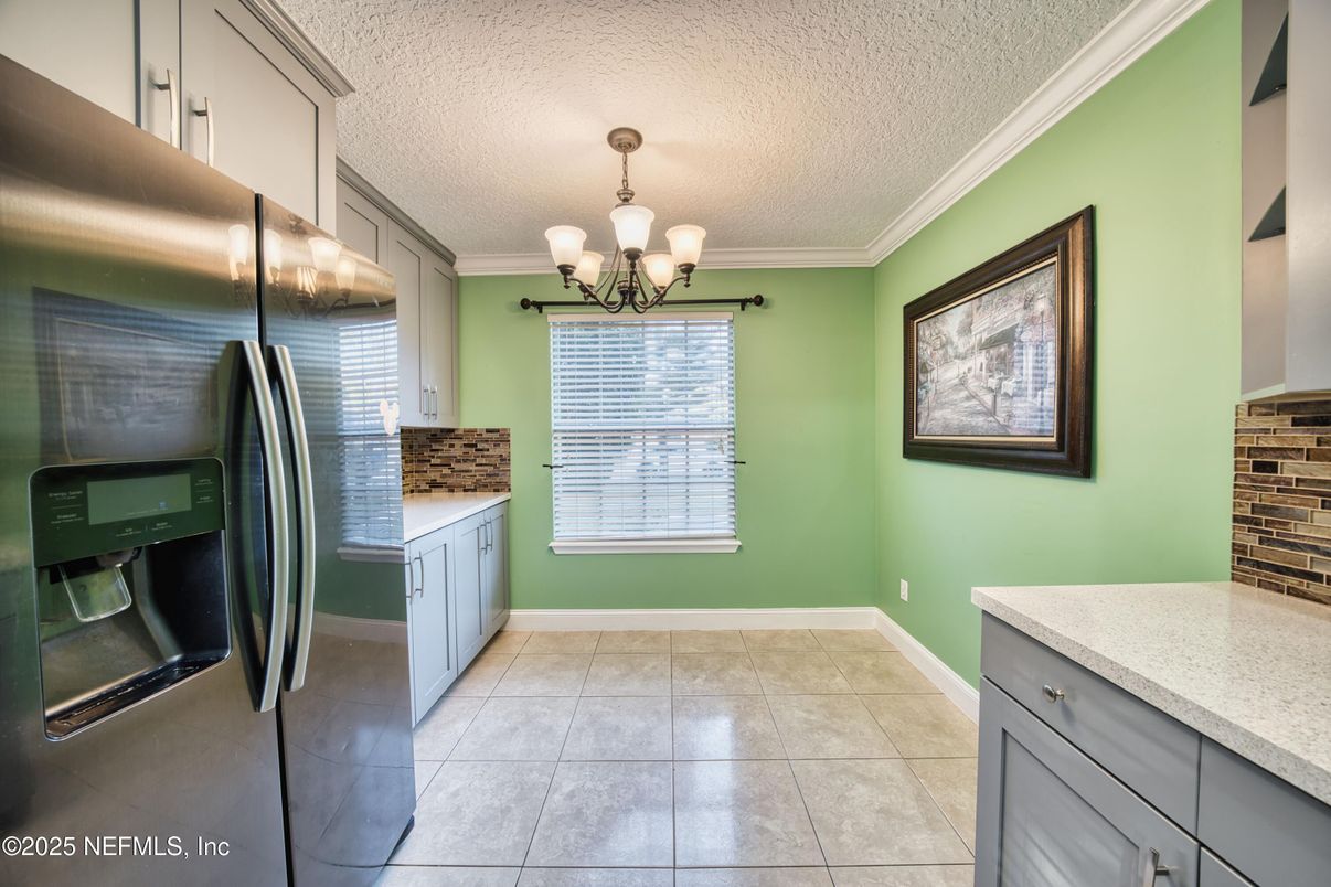 Chandelier, Interior, Kitchen