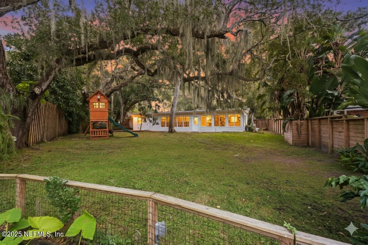 Backyard, Exterior, Playground