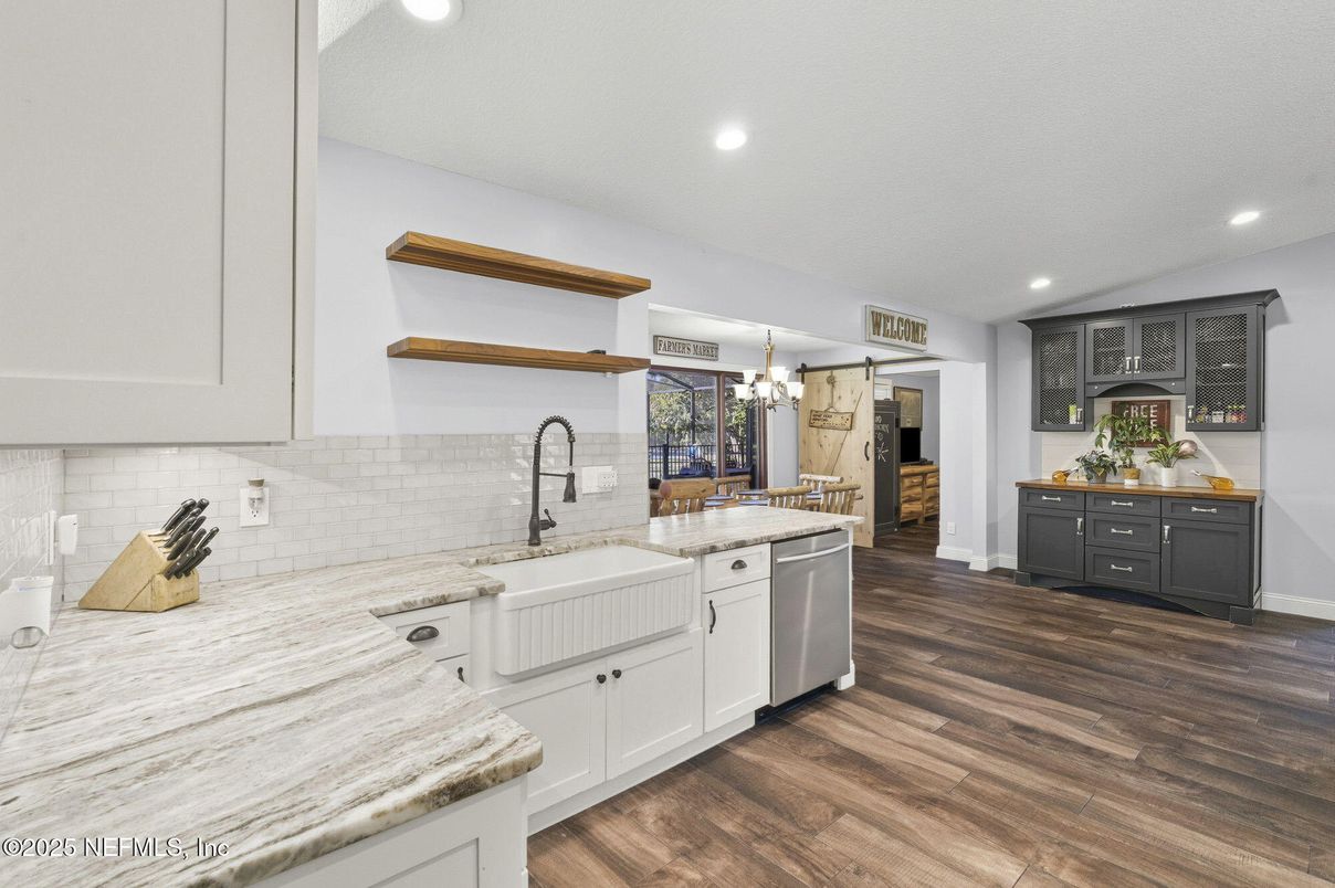 Chandelier, Interior, Kitchen, Recessed Lighting, Wood Texture Flooring