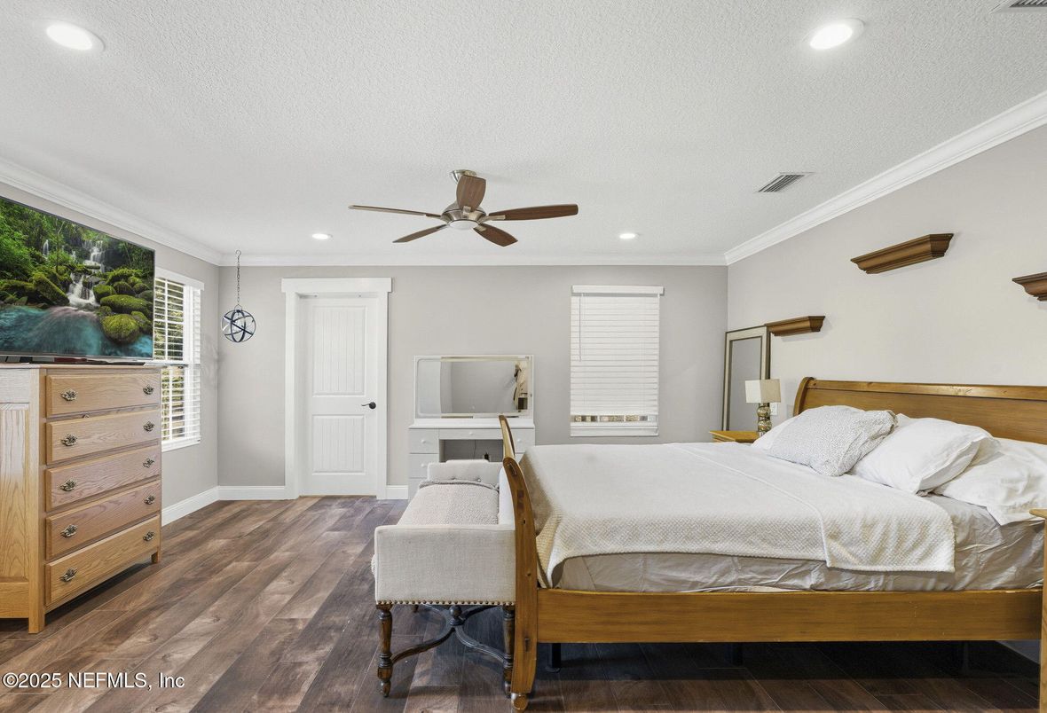 Bedroom, Interior, Recessed Lighting, Wood Texture Flooring