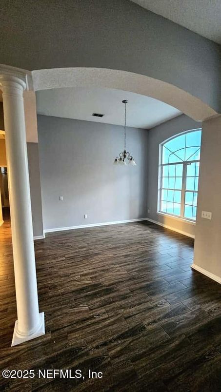 Empty room, Interior, Pendant Lights, Wood Texture Flooring