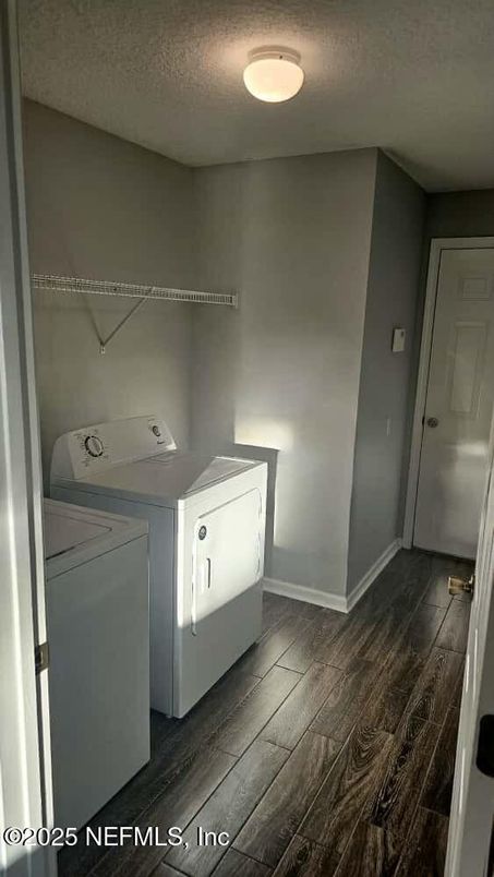 Interior, Utility Closets, Washer, Wood Texture Flooring