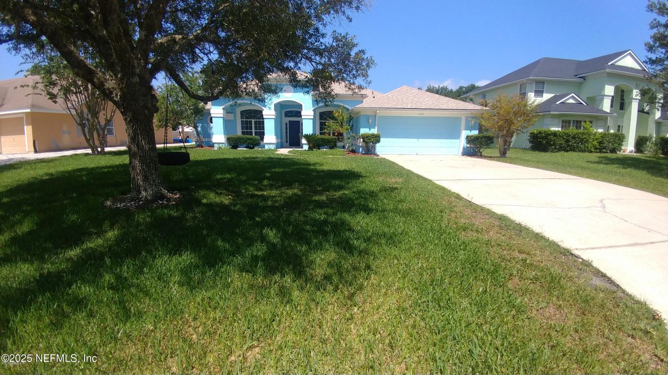 Attached, Backyard, Exterior, Facade, French Provincial