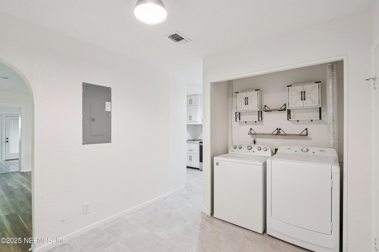 Interior, Utility Closets, Washer