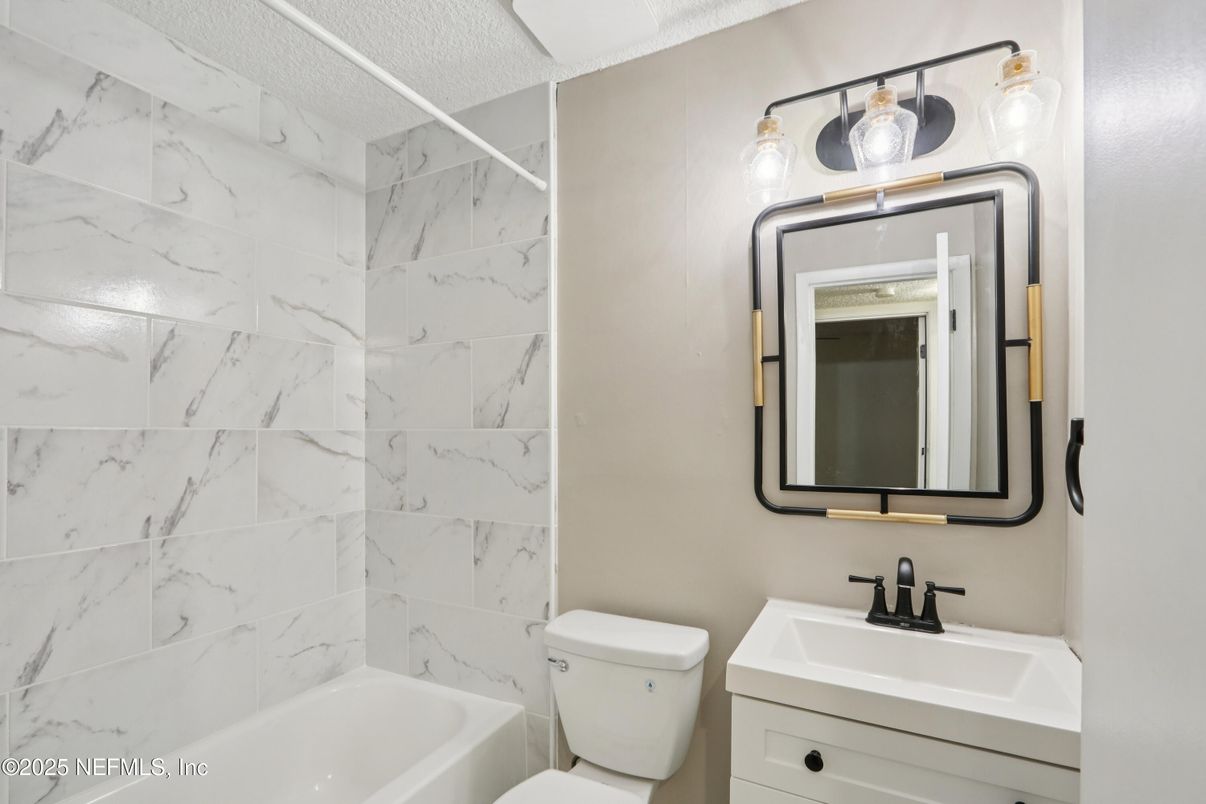 Bathroom, Interior, Marble Walls