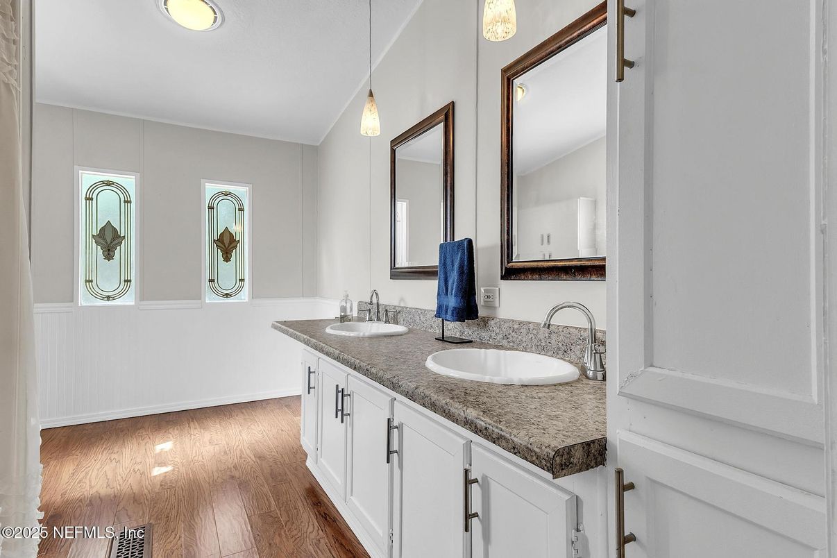 Bathroom, Dual Sink Vanities, Interior, Pendant Lights, Wood Texture Flooring