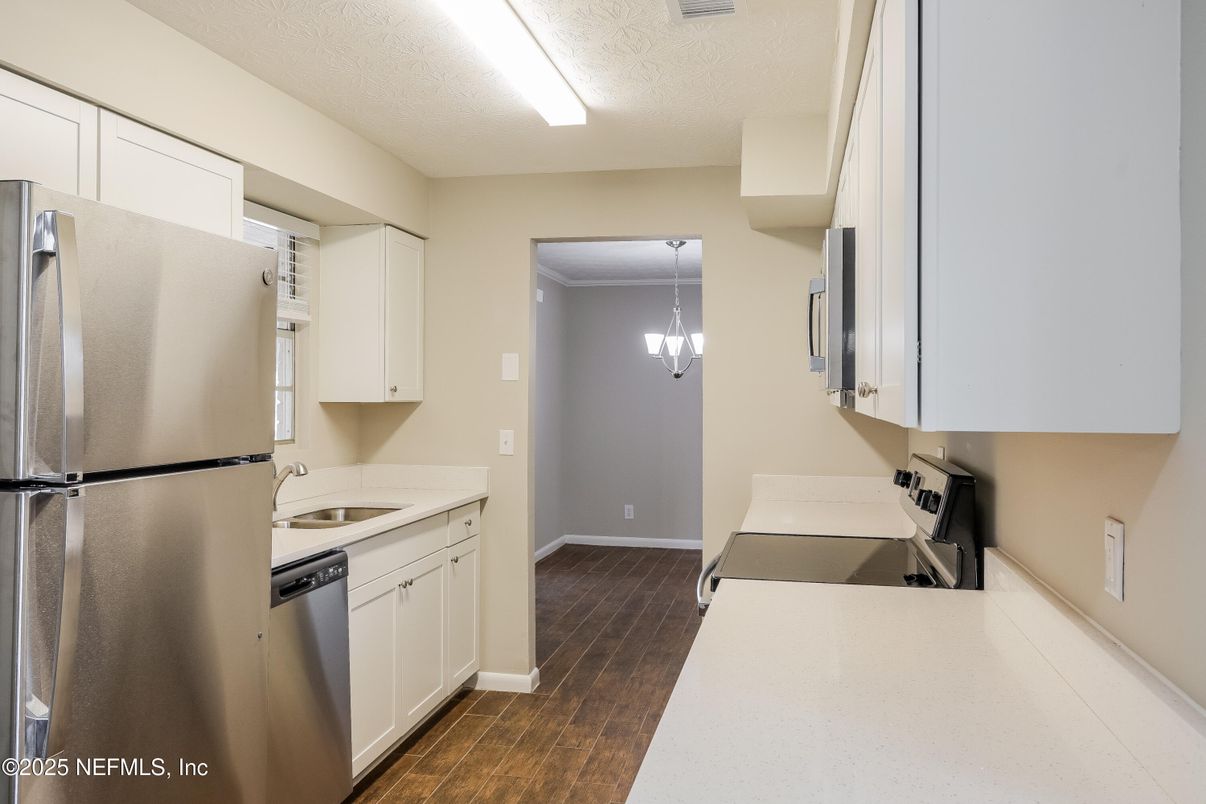 Chandelier, Interior, Kitchen, Pendant Lights, Wood Texture Flooring