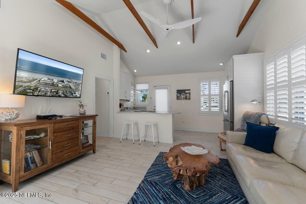 Interior, Kitchen, Living room, Recessed Lighting, Wooden Beams, Wood Texture Flooring