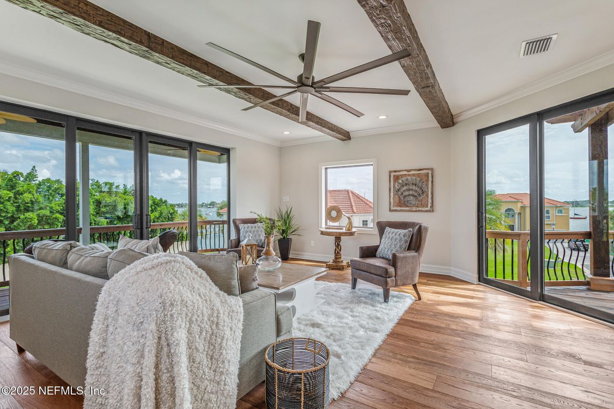 Interior, Living room, Recessed Lighting, Wooden Beams, Wood Texture Flooring