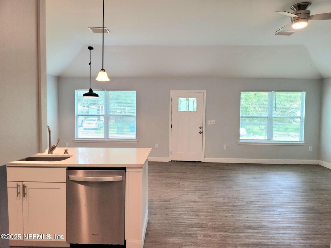 Interior, Kitchen, Pendant Lights, Wood Texture Flooring