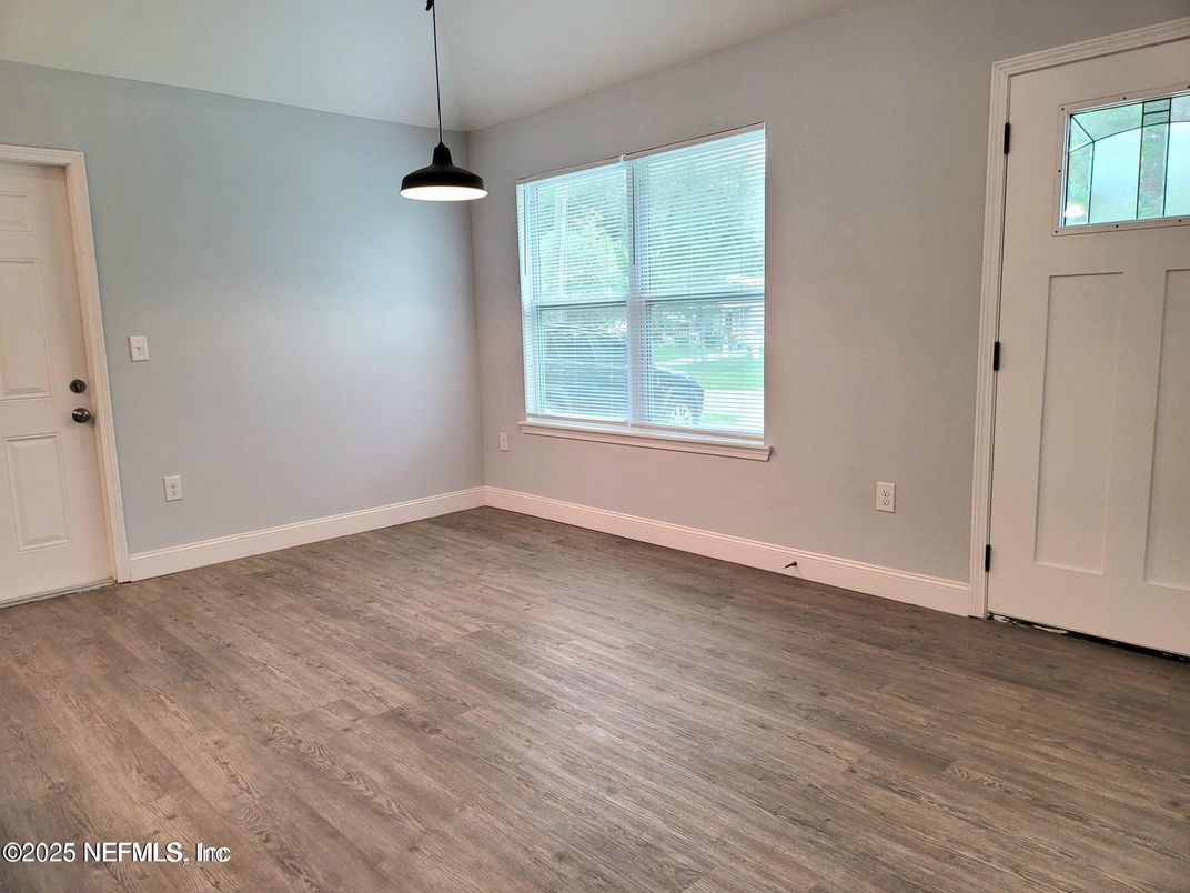 Empty room, Interior, Pendant Lights, Wood Texture Flooring