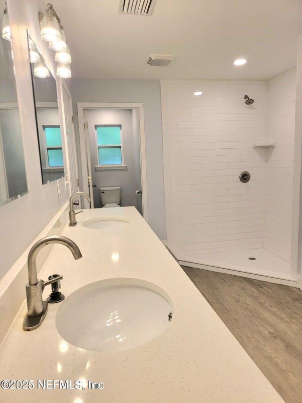 Bathroom, Interior, Recessed Lighting, Wood Texture Flooring