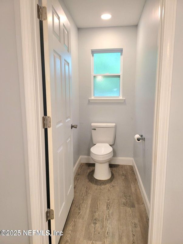 Bathroom, Interior, Recessed Lighting, Wood Texture Flooring