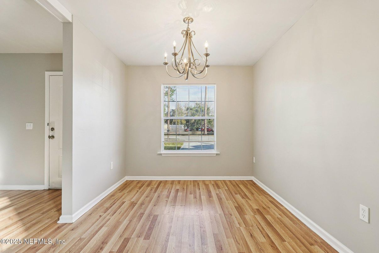 Chandelier, Empty room, Interior, Wood Texture Flooring
