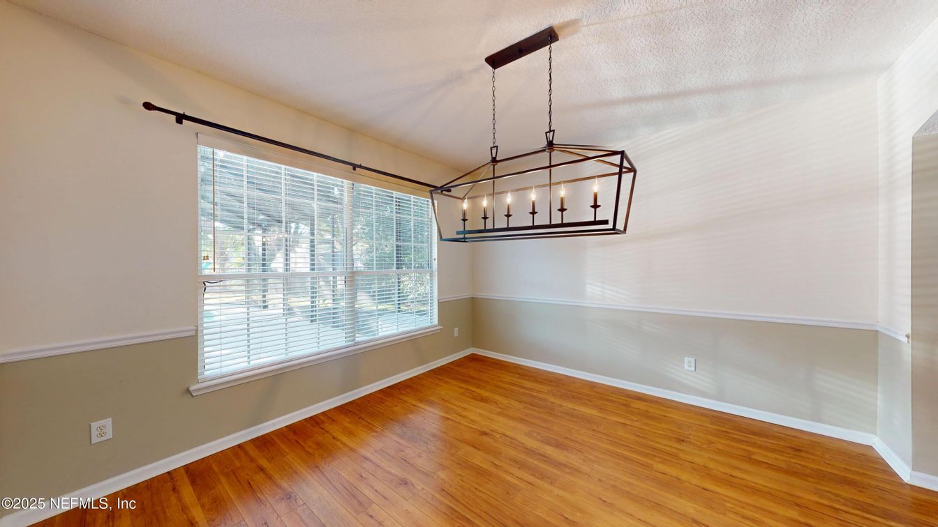 Empty room, Interior, Pendant Lights, Wood Texture Flooring