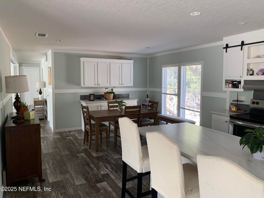 Dining room, Interior, Kitchen, Recessed Lighting, Wood Texture Flooring
