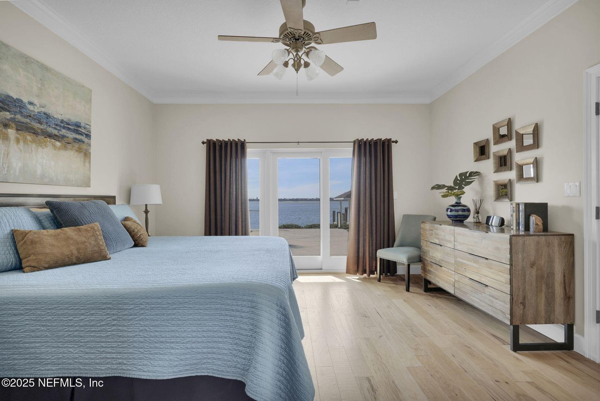 Bedroom, Interior, Water, Wood Texture Flooring