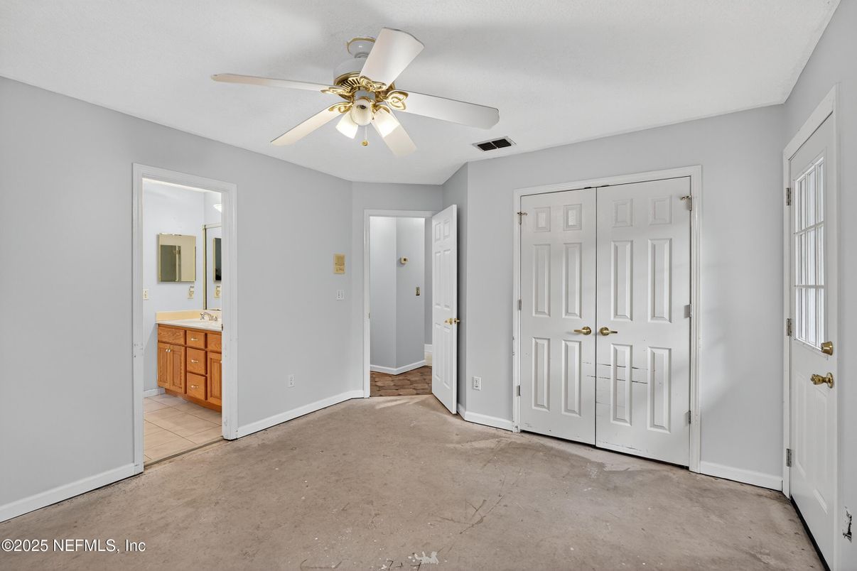 Bathroom, Empty room, Interior