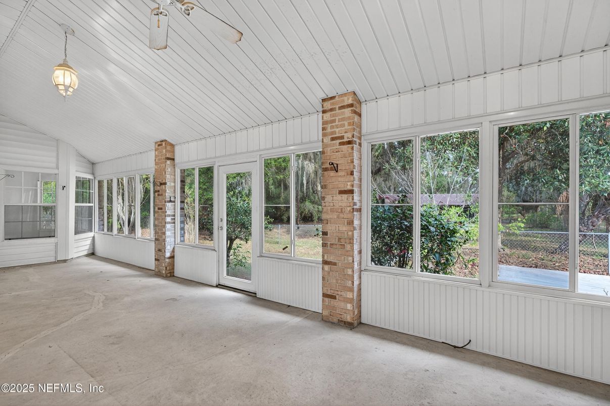 Interior, Pendant Lights, Sun Room