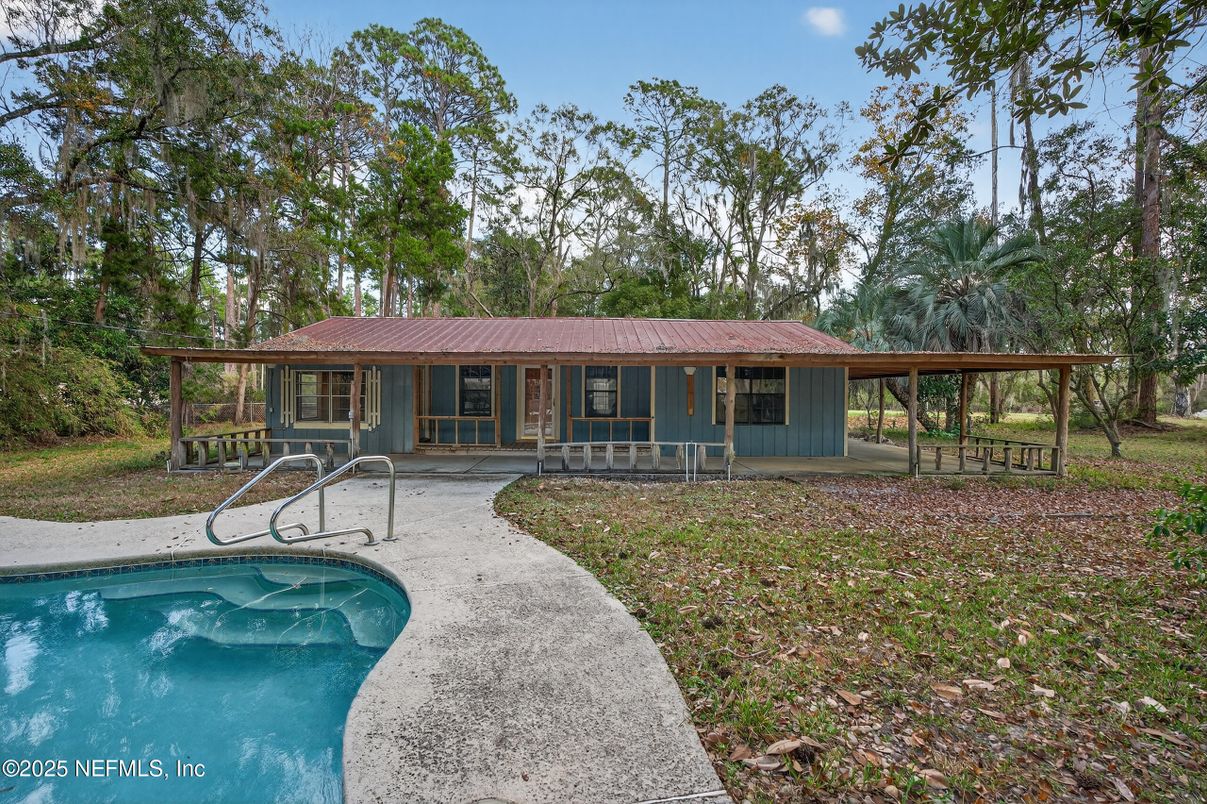 Backyard, Exterior, Pool