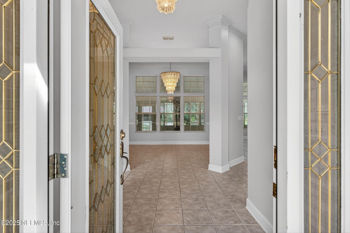 Chandelier, Interior