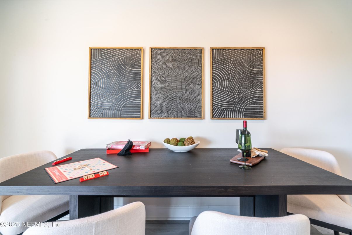 Dining room, Interior