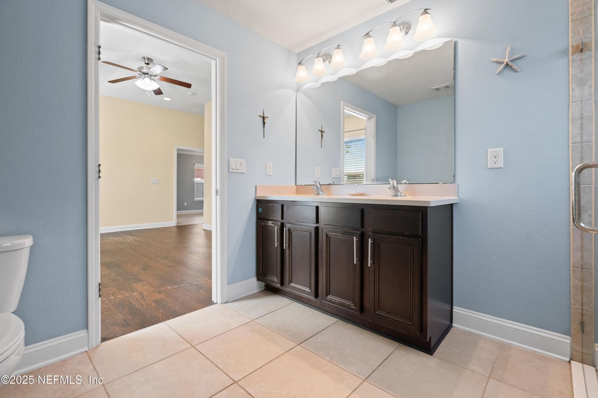 Bathroom, Dual Sink Vanities, Interior, Wood Texture Flooring