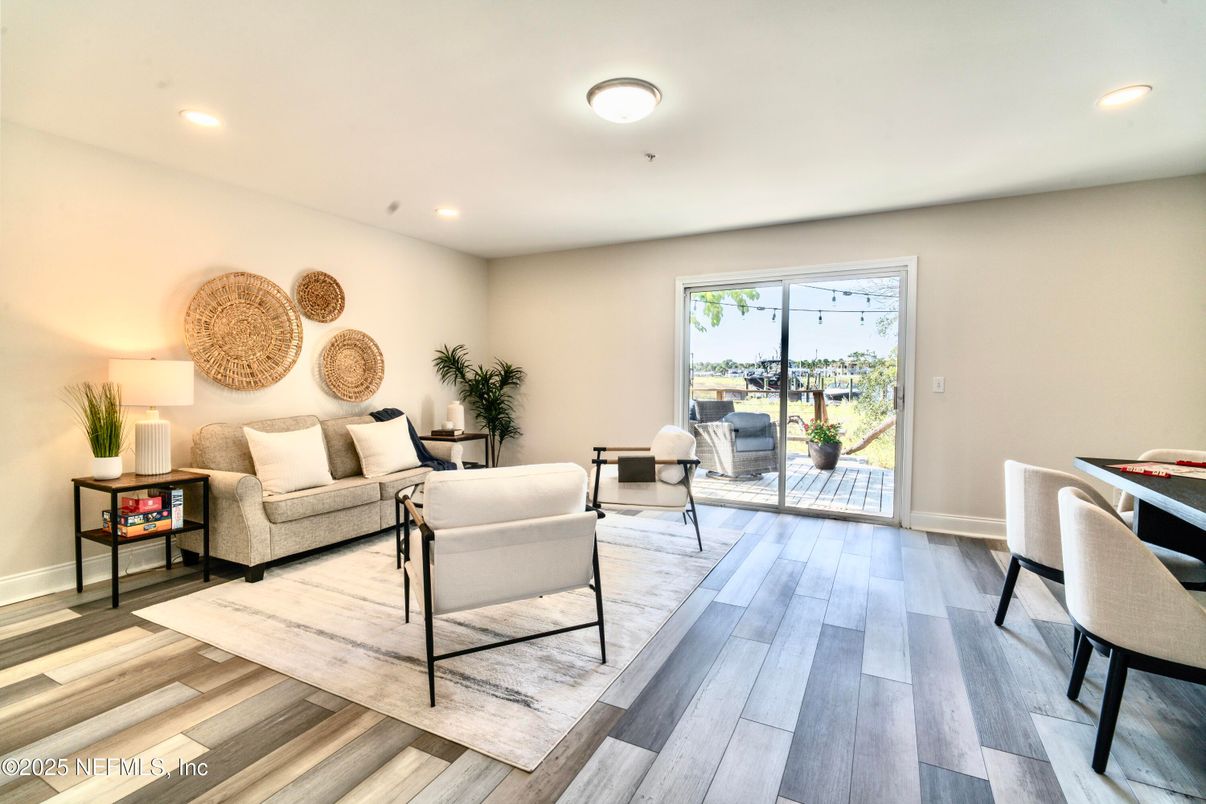 Interior, Living room, Recessed Lighting, Wood Texture Flooring