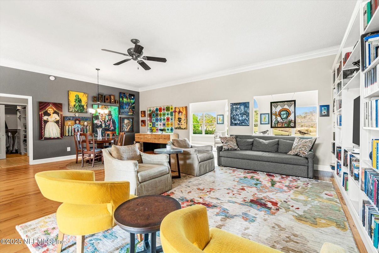 Dining room, Interior, Living room, Pendant Lights, Wood Texture Flooring