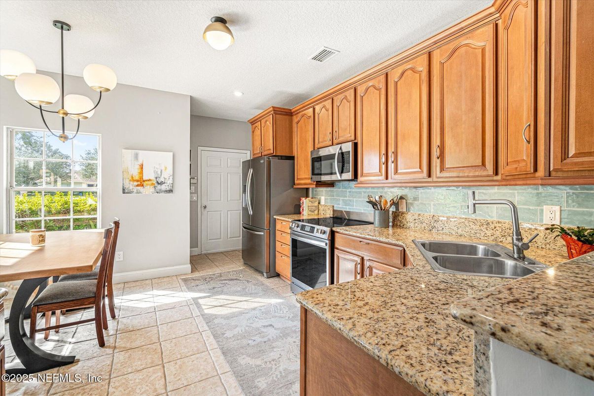 Dining room, Interior, Kitchen, Pendant Lights, Recessed Lighting