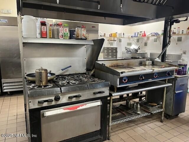 Interior, Kitchen, Stainless Steel Appliances
