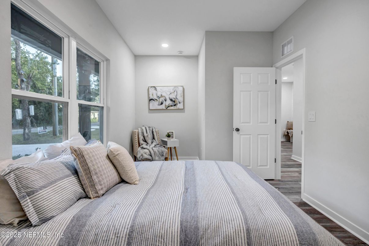 Bedroom, Interior, Recessed Lighting, Wood Texture Flooring