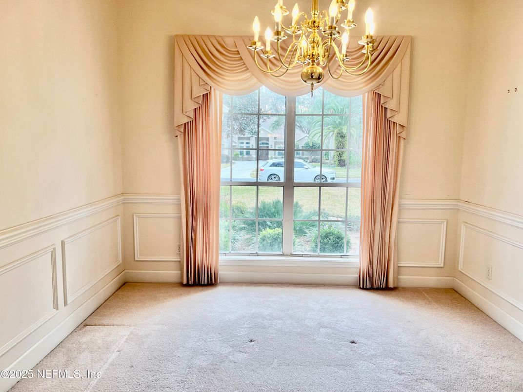 Chandelier, Empty room, Interior