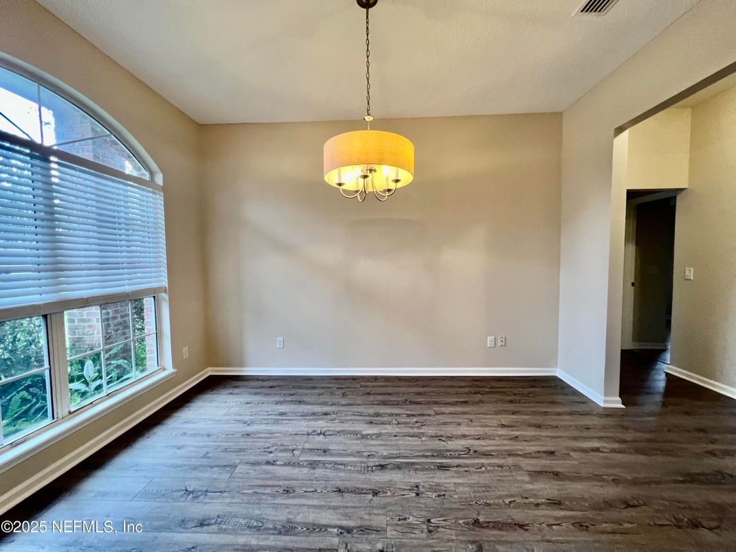 Empty room, Interior, Pendant Lights, Wood Texture Flooring