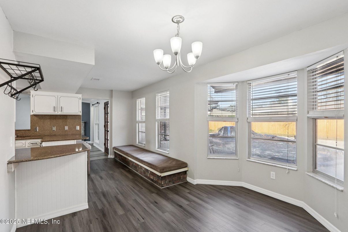 Chandelier, Interior, Kitchen, Wood Texture Flooring