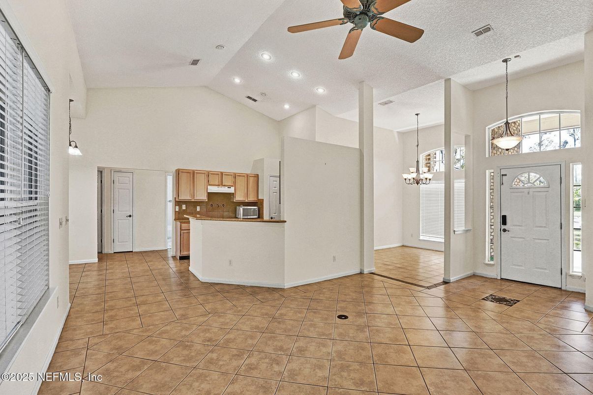 Chandelier, Interior, Kitchen, Pendant Lights, Recessed Lighting