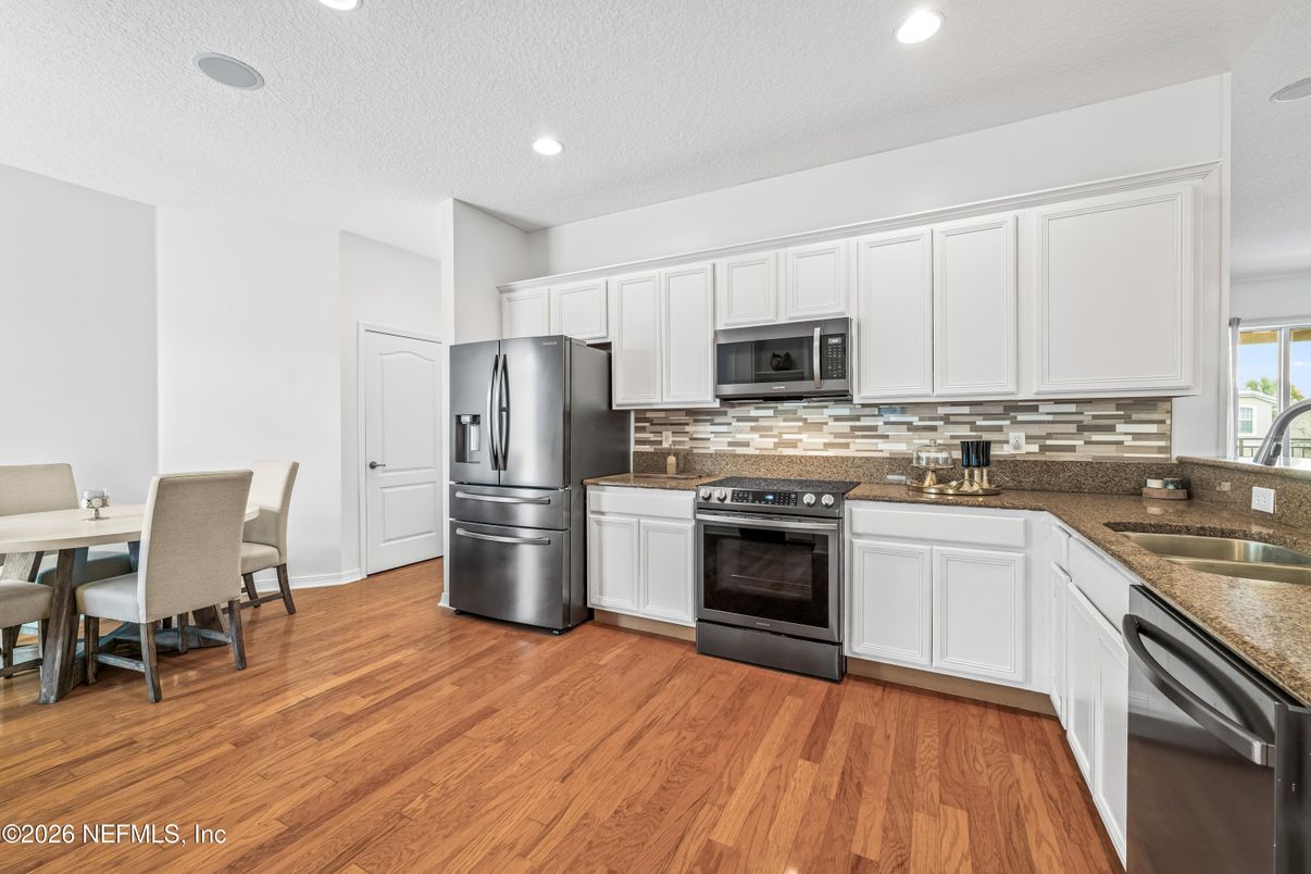 DE Listing image placeholder