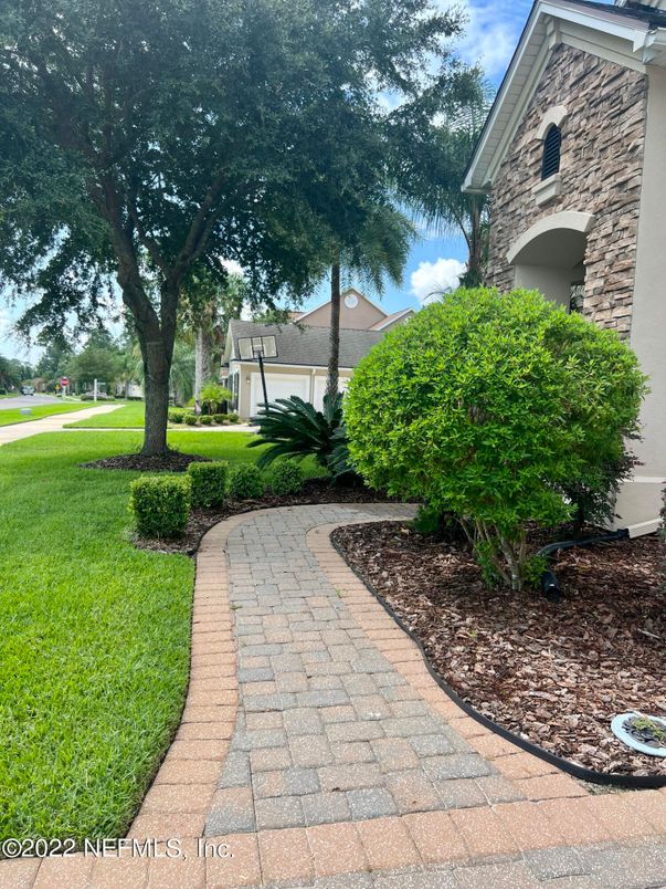 DE Listing image placeholder