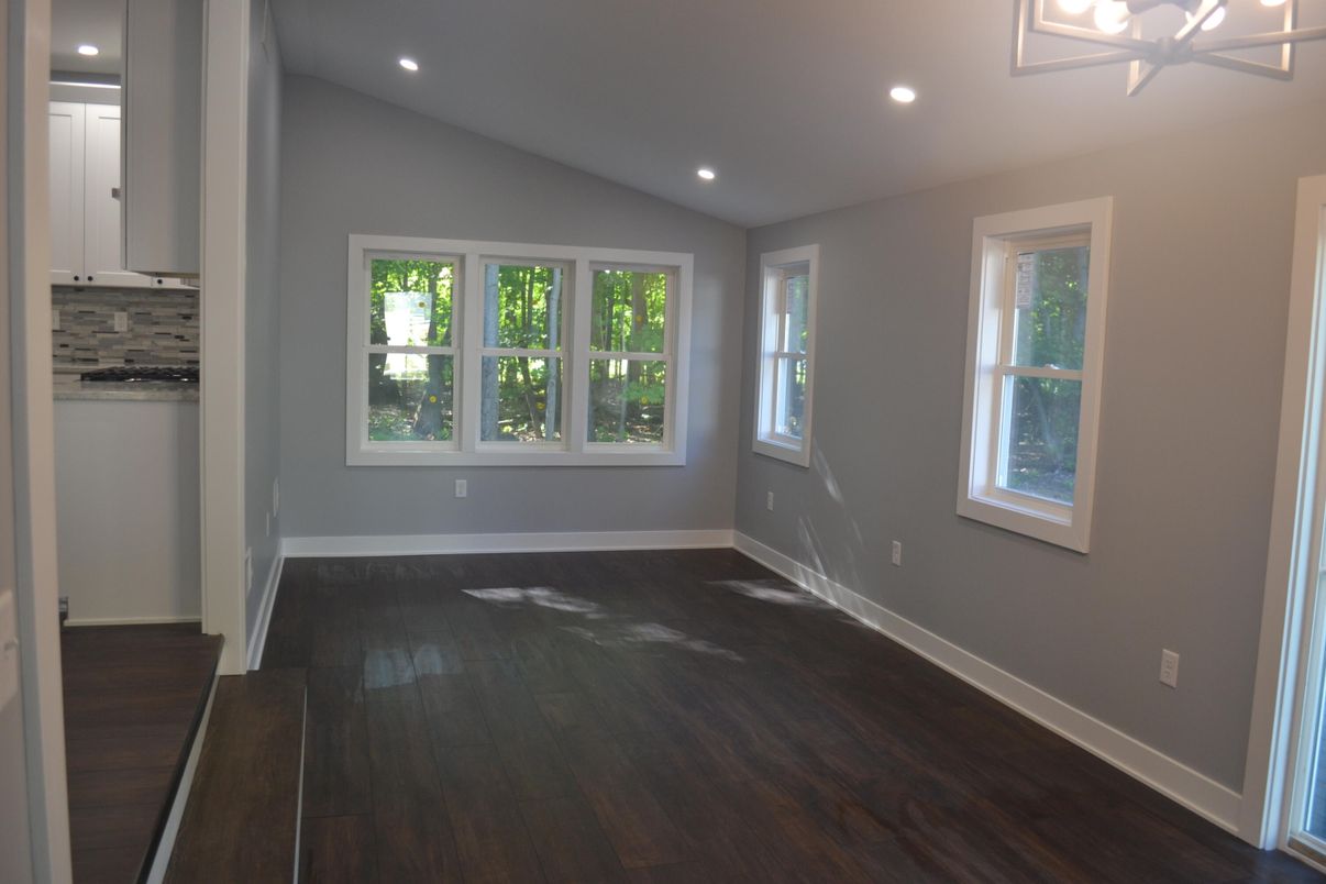 Empty room, Interior, Recessed Lighting, Wood Texture Flooring
