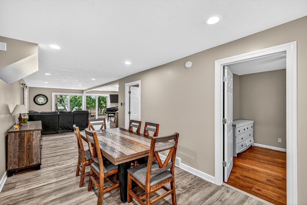 Dining room, Interior, Living room, Recessed Lighting, Wood Texture Flooring