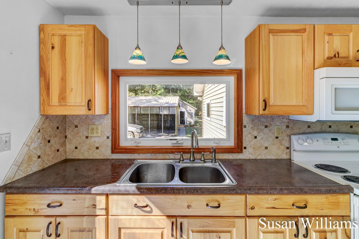 Interior, Kitchen, Pendant Lights
