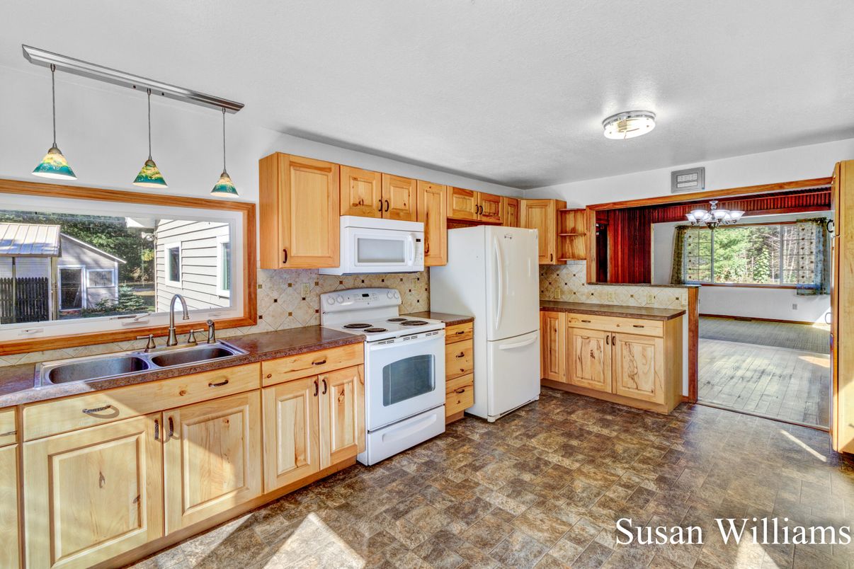 Interior, Kitchen, Pendant Lights