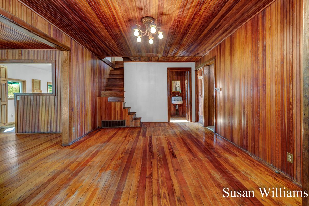 Empty room, Interior, Wooden Ceilings, Wood Texture Flooring, Wooden Walls