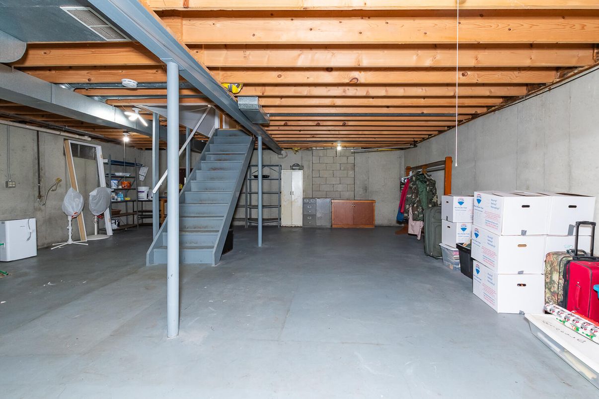 Interior, Wooden Beams